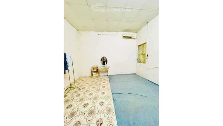 Bán nhà riêng mặt Phố Bạch Mai, Hai Bà Trưng 35m2 x 3 tầng x MT 4m, giá 6.1 tỷ ngõ ô tô tránh, vỉa hè, kd đỉnh 0936397767